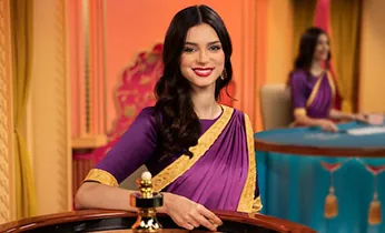 Đội ngũ hỗ trợ khách hàng 24/7 của topgamebai sẵn sàng giải đáp mọi thắc mắc